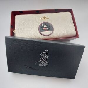 Coach Wallet Disney Mini Mouse limited edition